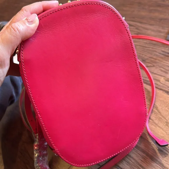 Stunning Gucci GG Guccissima Studded Bucket Bag - Picture 6 of 16